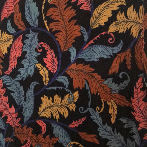 Robe Julia LulaRoe Taille XL - Manches Florales Grises, Coupe Ajustée, Genoux, Neuve Avec étiquette